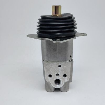 Ersatzteile für Bagger D65, hydraulischer Bulldozer-Joystick 702-16-01340 70-16-01341